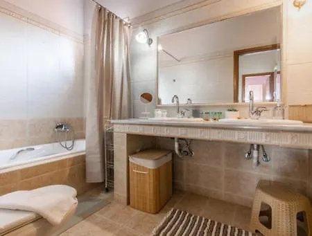 Kima Heated Pool Villa